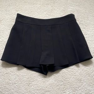 Black Skort
